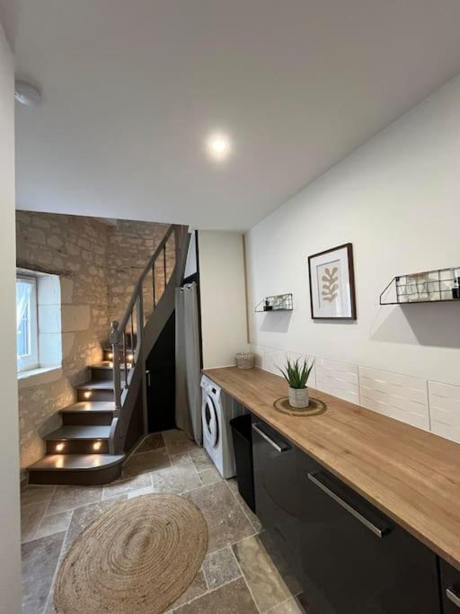 Charmante Maison De Bourg Cosy Acces Wifi Sepmes Exterior photo